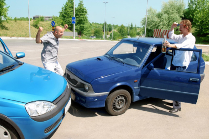 handling an accident with an uninsured motorist